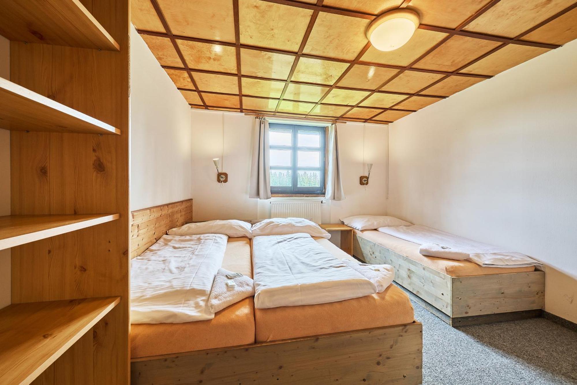 Modrokamenna Bouda Hotel Janske Lazne Exterior photo